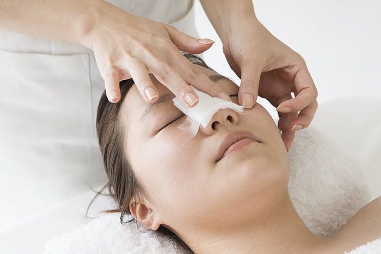Nâng mũi bọc sụn là gì